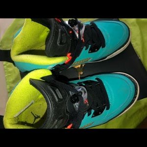 Spikesize limited edition Jordan’s sz 5Y